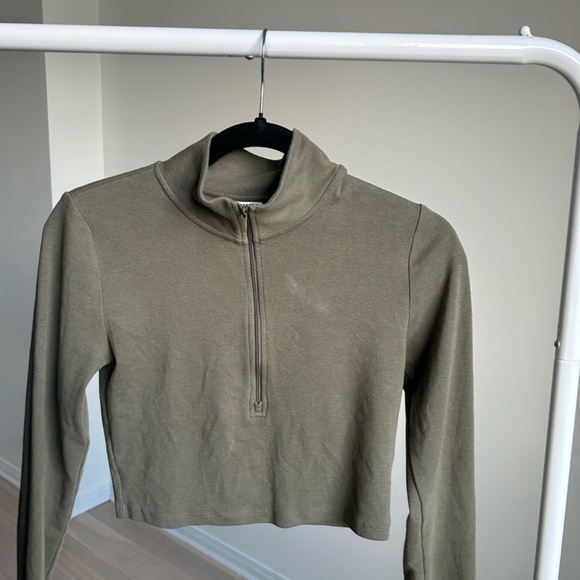 Aritzia Wilfred Free Half-Zip Top - Olive - Size M - Picture 1 of 3